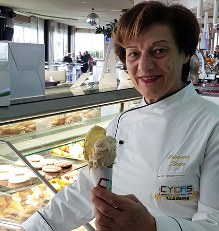 Signora Pupa Cycas Mtn1