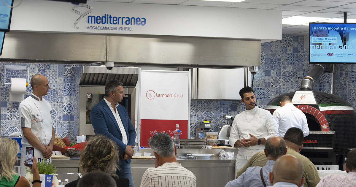 Pizza Mare Lamberti Food 1