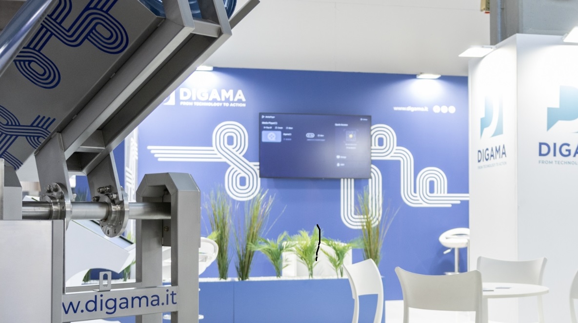Digama stand